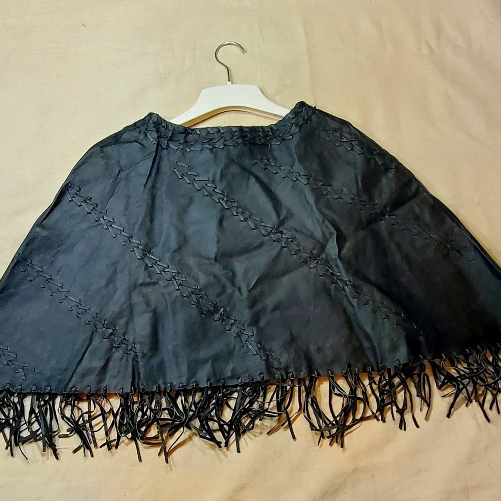 Wicken Black Leather Poncho with Whip-Stich and Fringe accents - Brand New